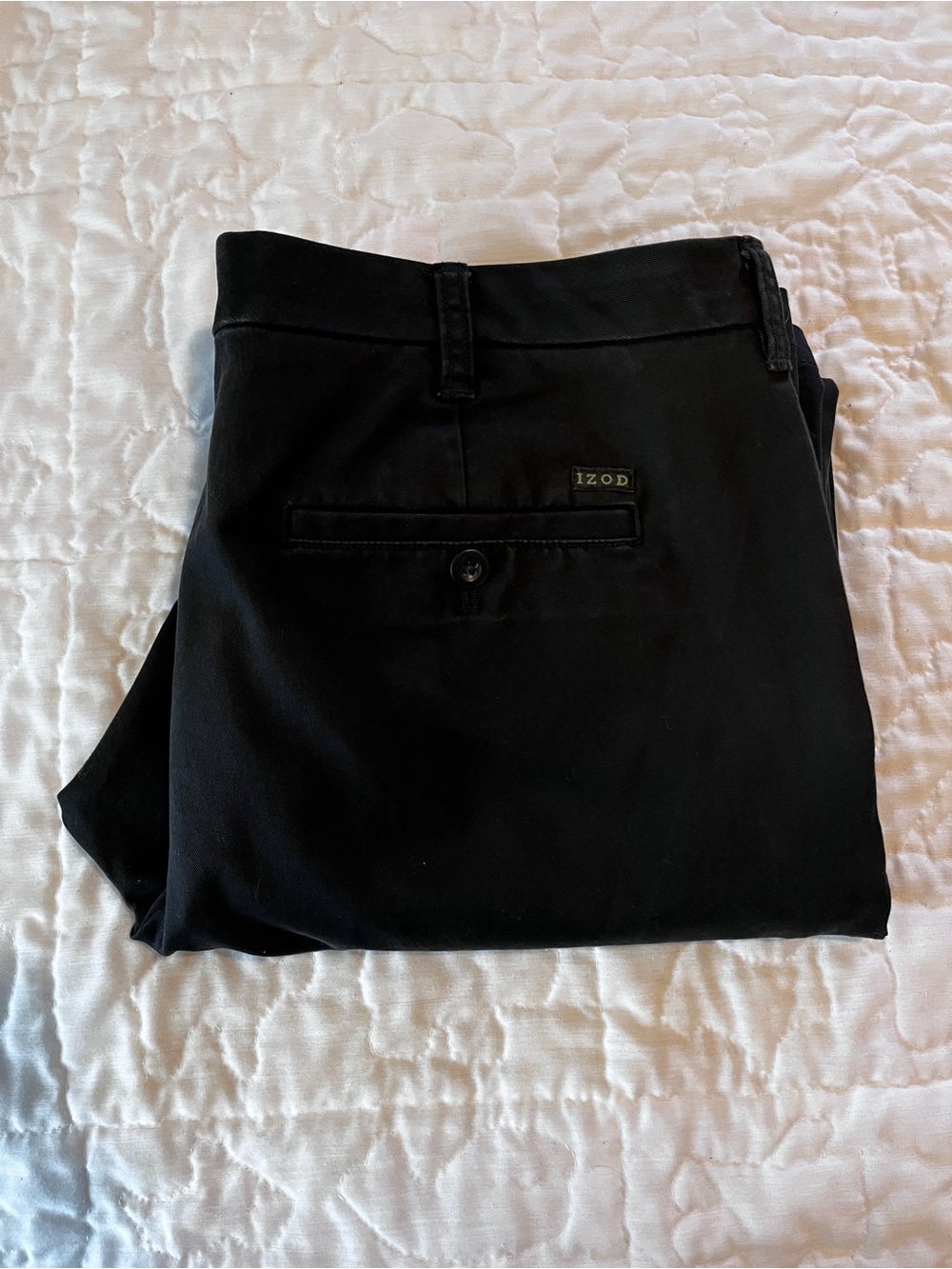Izod Men’s Black Straight Fit Chino Pants